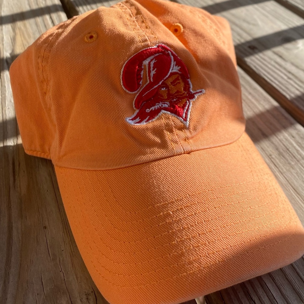 ‘47 Brand NFL Tampa Bay Buccaneers Creamiscle Clean Up